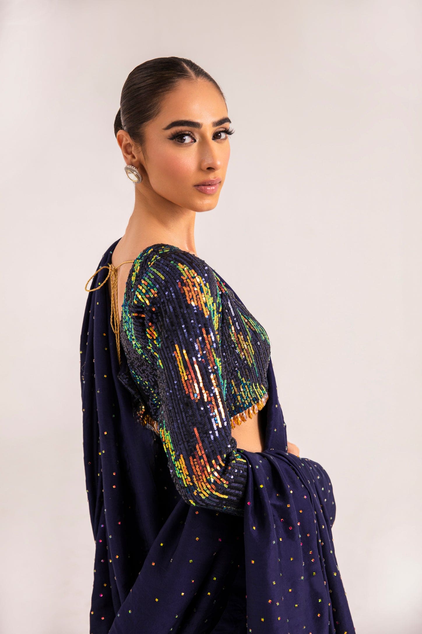 QUEEN BLUE Tehxeeb London