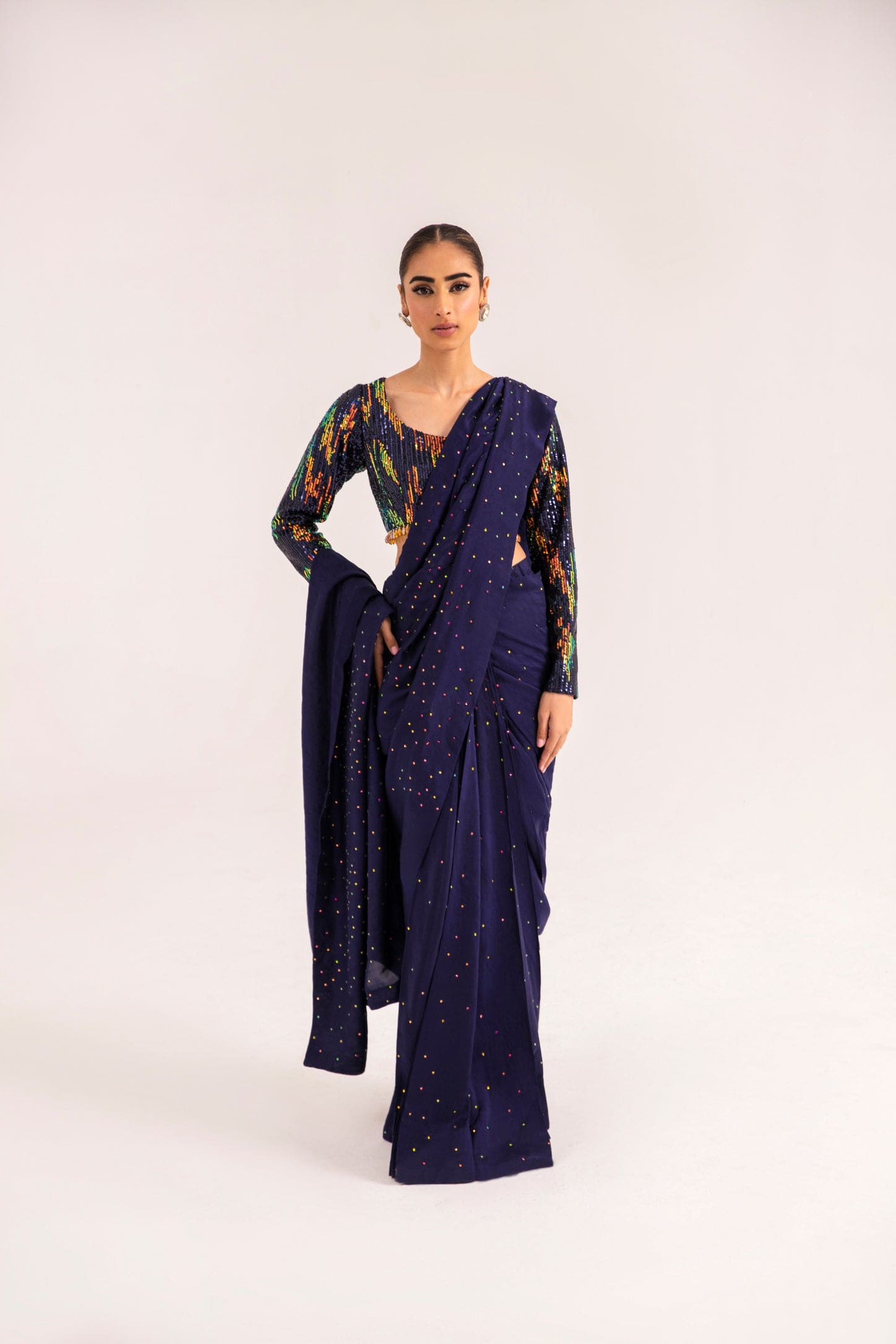 QUEEN BLUE Tehxeeb London